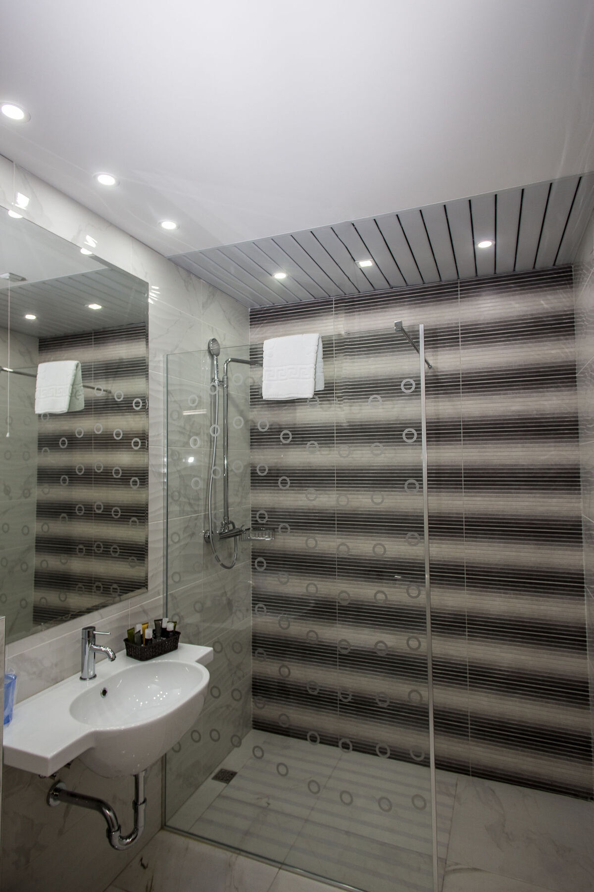 Bed and Breakfast Five Points Square - Center Βελιγράδι